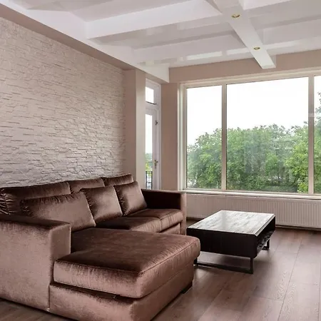 Penthouse In Center *
